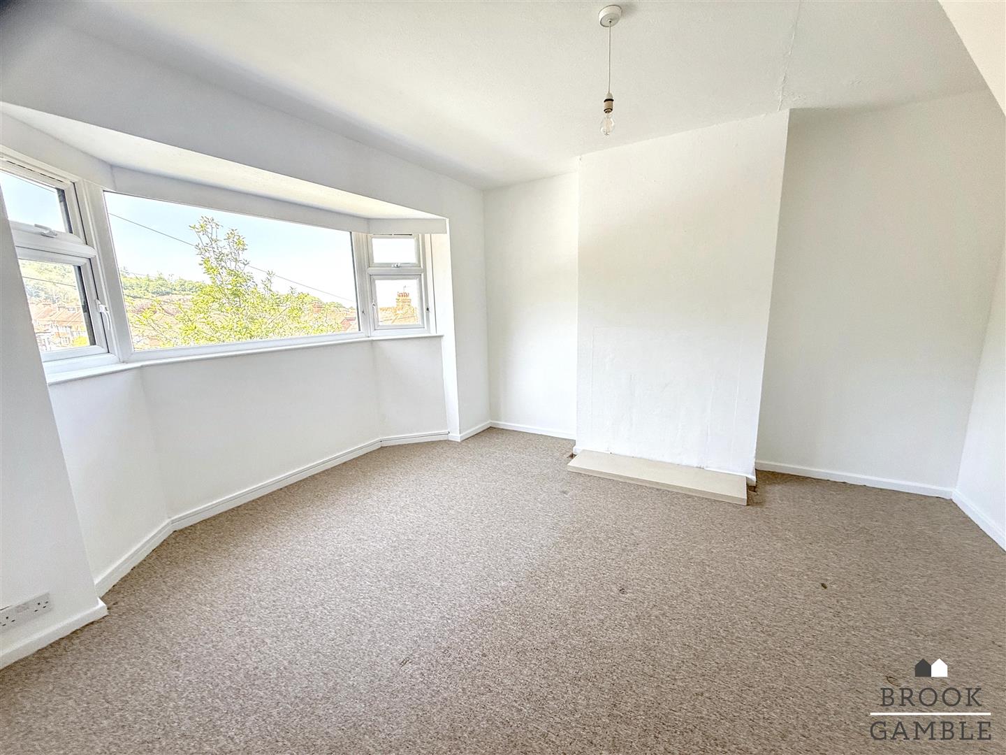 3 Bedroom House. Cherry Garden Road in Eastbourne,  9